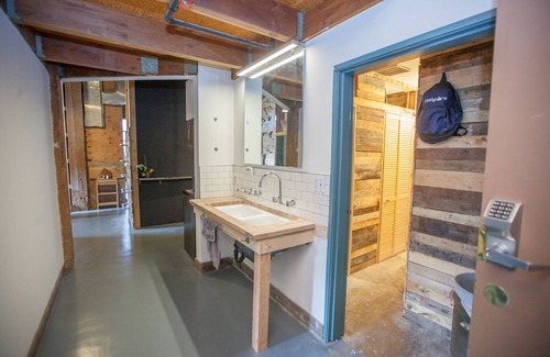 Little Tokyo Hostel | PodShare DTLA Arts District - Hostel