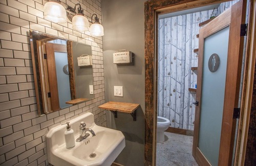 East Hollywood Hostel | PodShare Los Feliz - Hostel