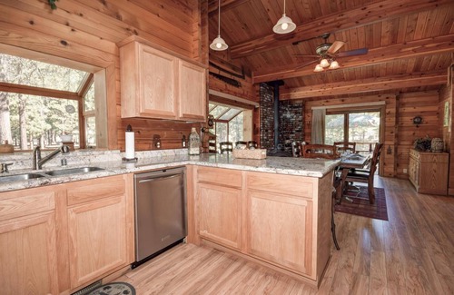 Winter Park Cabin | Ponderosa: Close to Bear Mtn & Snow Summit! Pet Friendly! Game Room! BBQ! WiFi!