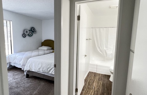 Rowland Heights Apartment | Pool view 2B &2B Apt at RH in LA