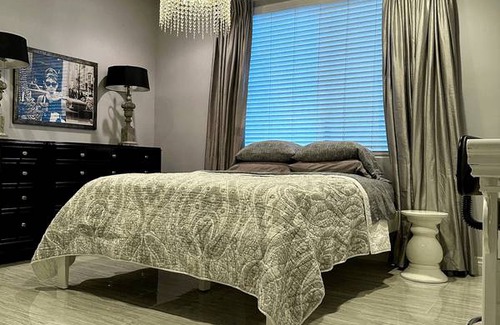 East Manhattan Beach Resort | Private room ∙ 1 guest