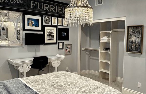 East Manhattan Beach Resort | Private room ∙ 1 guest