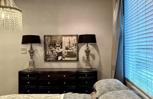 East Manhattan Beach Resort | Private room ∙ 1 guest