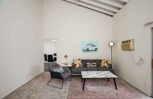 Costa Mesa Resort | Private room ∙ 1 bedroom ∙ 1 guest