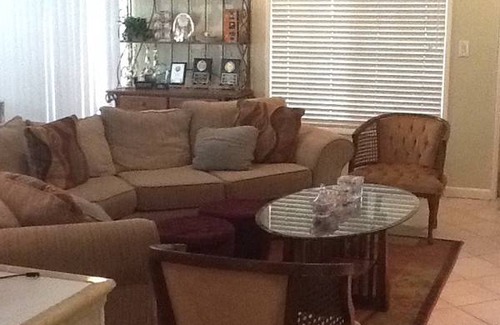 Burbank Resort | Private room ∙ 1 guest
