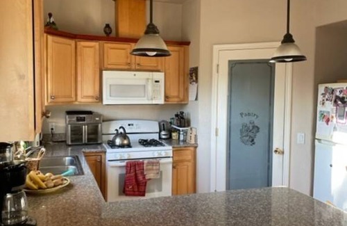 Vallejo Resort | Private room ∙ 1 guest