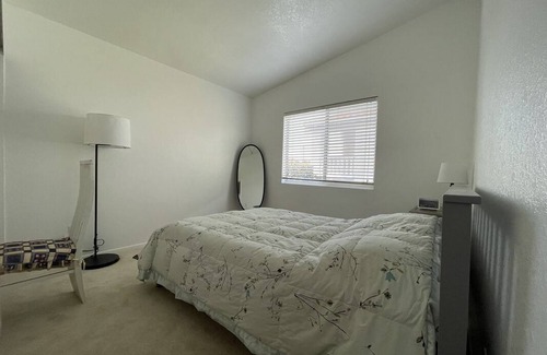 Monterey Park Resort | Private room ∙ 1 guest