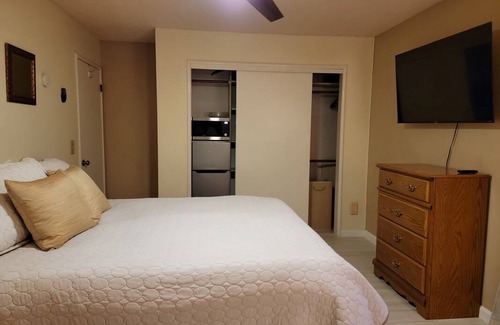 Tulare Resort | Private room ∙ 1 guest