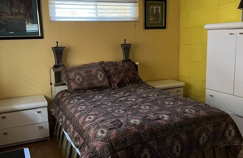 Rancho Cucamonga Resort | Private room ∙ 2 guests