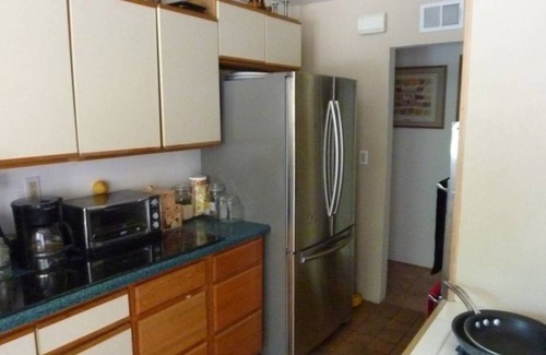 Cathedral City Cove Resort | Private room ∙ 1 guest