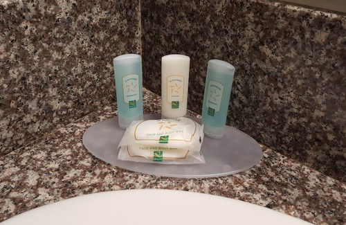 Central Escondido Hotel | Quality Inn Escondido San Diego North County