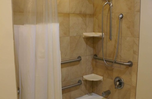 Anaheim Resort Hotel | Queens Inn Anaheim