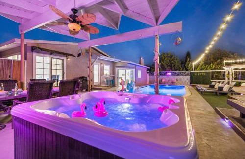 San Carlos House | Relax and Play-Pool, Spa, Views plus Guest House!