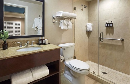 Village of La Jolla House | Relax and Recharge! 2 Pet-Friendly Units, On-Site Restaurant, Near Wipeout Beach