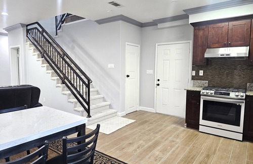 Hermosa Village Condo | Relax & Restful 3miles to Disneyland