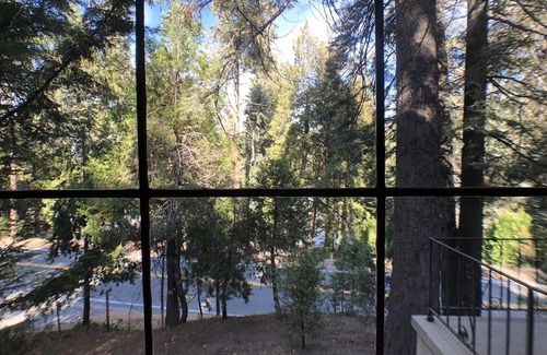 Lake Arrowhead Cabin | Relaxing, Mid-Century Cabin, Lake Access and Family Friendly