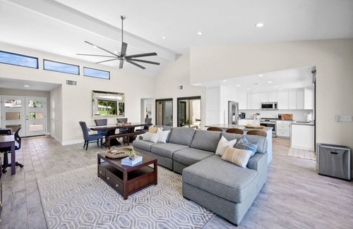 Rancho Mirage Condo | Remodeled Condo at Rancho Las Palmas! Fairway & Mountain Views!
