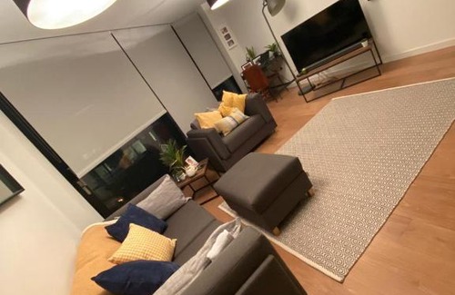 Nine Elms Apartment | Riverside Apartment