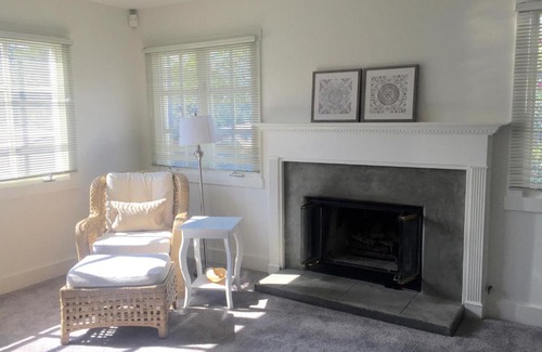North Central Bed & Breakfast | Rose Bowl House