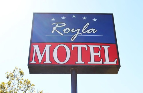 Pomona Hotel | Royla Motel