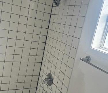 Mid-City Hostel | Santa Monica Stays