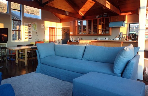 Stinson Beach House | SEA BLUE: 2ND FROM BEACH, 2 Primary Bedrooms, 2 Bathrooms & 3 Balconies SLEEPS 8