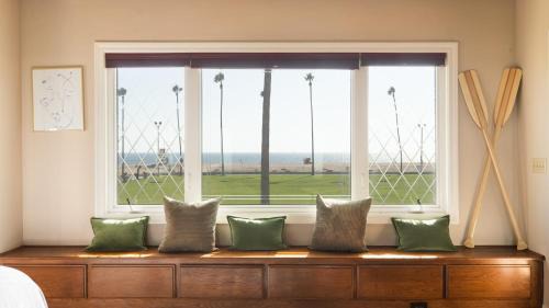 Balboa Peninsula House | Sea Glass by AvantStay 5BR Unique Beach House on Balboa Peninsula w Patio