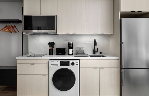 East Village Apartment | Sentral Gaslamp Quarter