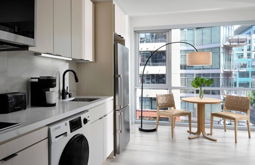 East Village Apartment | Sentral Gaslamp Quarter