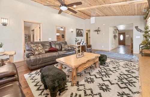 Fox Farm House | Silver Pine Place