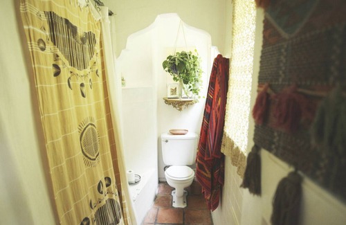 Sunset Junction Apartment | Silverlake Bohemian Bungalow