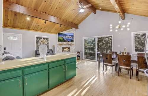 Arrowhead Villas House | Sky Villa: Scenic Views and more!
