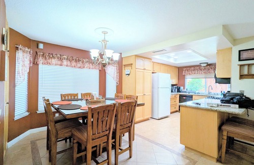 Moreno Valley House | Spacious 3-BR House w/Modern Comfort, Pet Friendly, Space in Moreno Valley