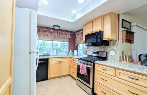 Moreno Valley House | Spacious 3-BR House w/Modern Comfort, Pet Friendly, Space in Moreno Valley