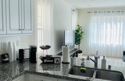 Chino House | Spacious 4-bedroom house with WiFi, AC in peaceful Chino