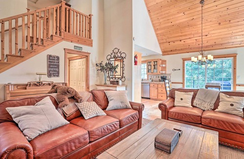 Lake Arrowhead House | Spacious Lake Arrowhead Home w/Putting Green