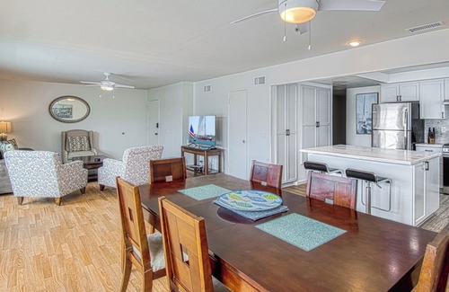 Santa Ana Heights Apartment | Spacious Upper unit located just two houses from the sand!
