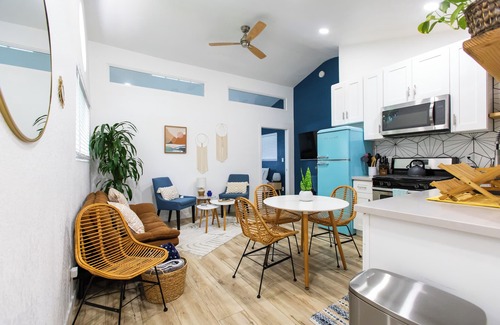 San Onofre Apartment | Sparkling Clean, Stylish 1-bdrm w/parking - 5 min to hiking & beach!