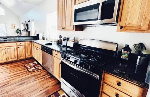 Big Bear City House | Spirited Away Cabin at Big Bear