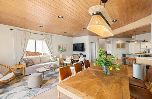 Hollywood Heights House | Spooktacular Sale Now!