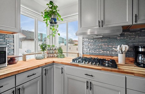 Hawthorne Apartment | Starlight Cove · 15 Min to Beach · BBQ · EV