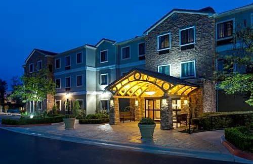 Lake Forest Hotel | Staybridge Suites Irvine East/Lake Forest, an IHG Hotel