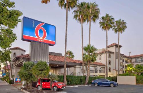 Lawndale Hotel | Studio 6 Suites Lawndale, CA South Bay