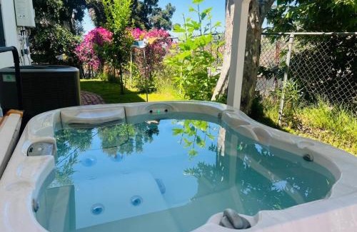 Hollywood Hills West House | Stunning Hollywood Hills Remodeled 4BR Oasis with Pool, Hot Tub, and City Skyline Views