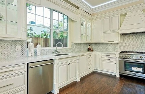 Sherman Oaks House | Stunning Sherman Oaks Home minutes from all LA has to offer. Pool Oasis!