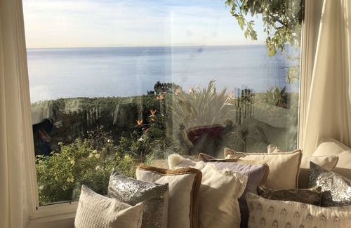 Eastern Malibu House | STUNNING VIEWS heated POOL 4+3.5 gorgoeus villa
