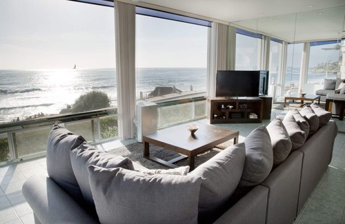Beach Barber Tract Condo | Stunning Windansea Oceanfront Condo (A)