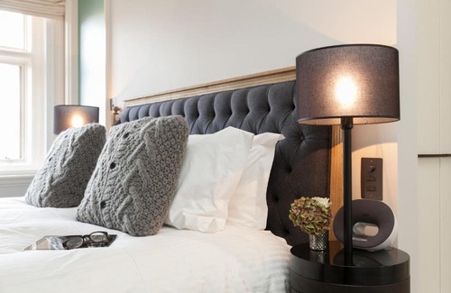 City of Westminster Apartment | Stylish Mayfair Penthouse next to Hyde Park