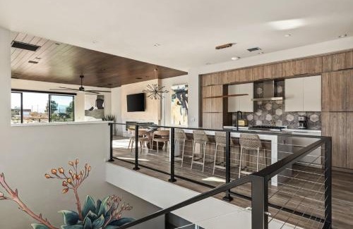 Panorama Heights House | Suncrest by Fieldtrip JT Modern w Pool and Views