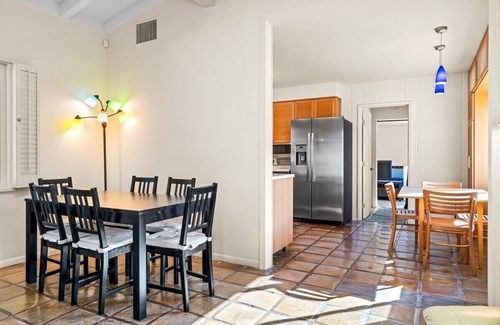 Uptown Design District House | Sunny Living - Unwind in Style: Vintage Elegance Meets Modern Comfort